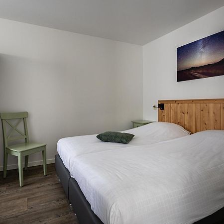 Appartementenhotel Tjermelan Terschelling Oosterend  Exterior photo
